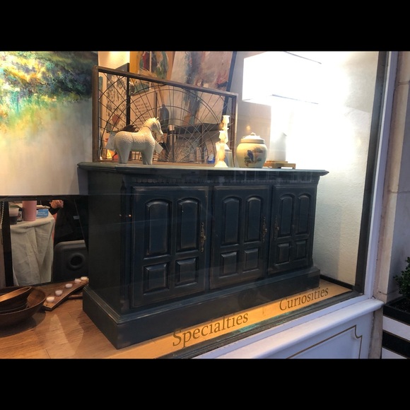 Meet your Posher, Hollie - Picture 1 of 1